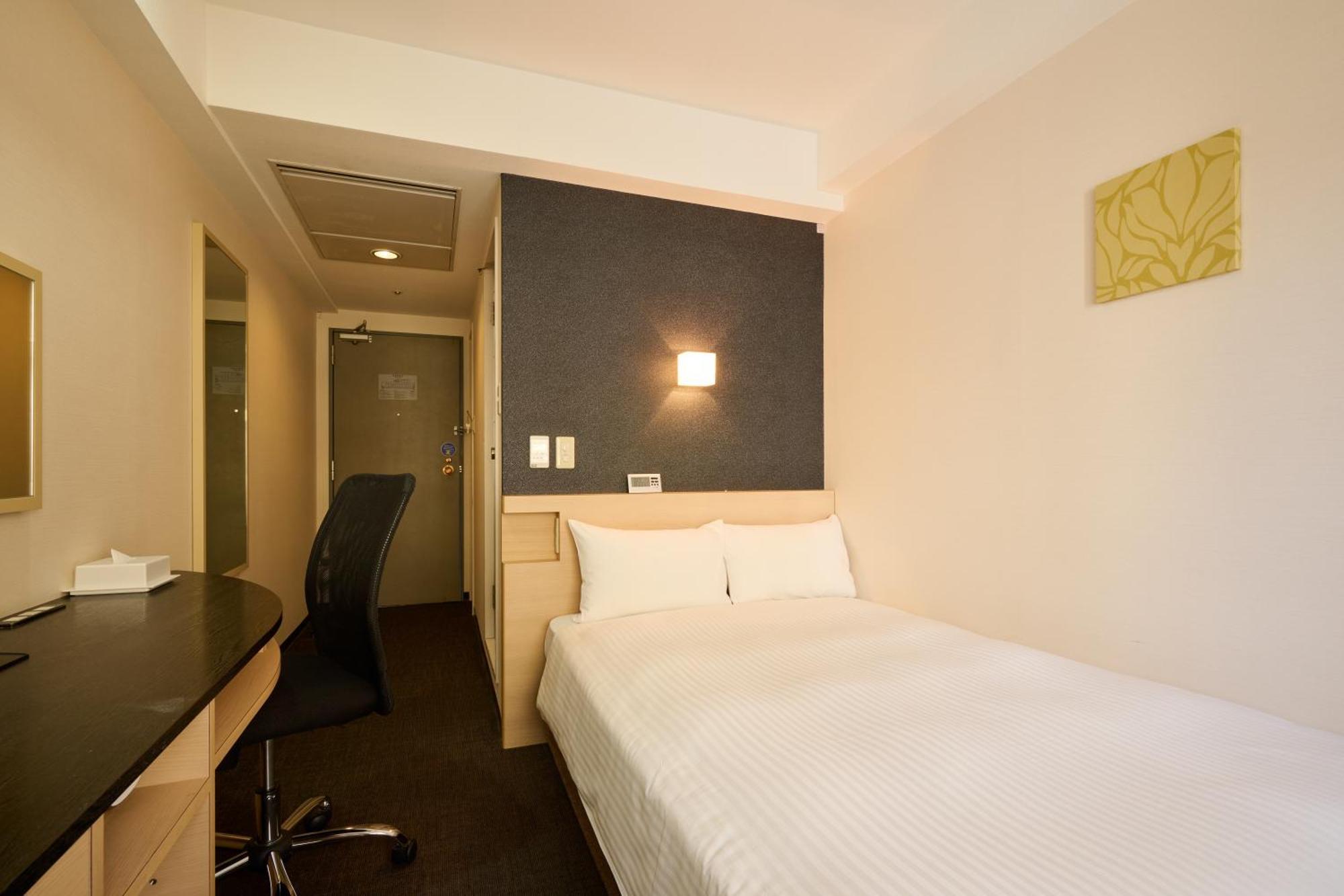 Smile Hotel Kyoto Shijo Bagian luar foto