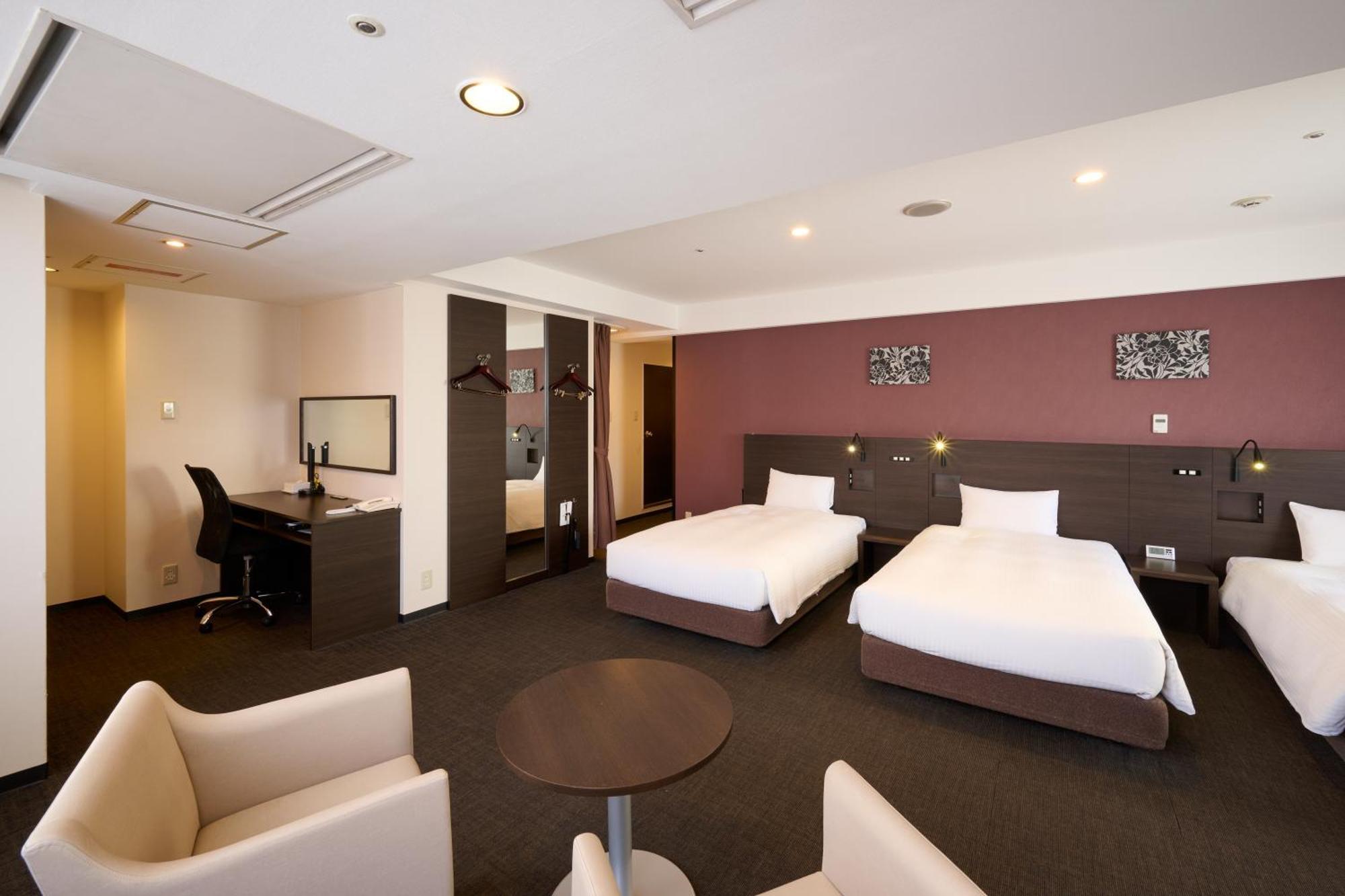 Smile Hotel Kyoto Shijo Bagian luar foto